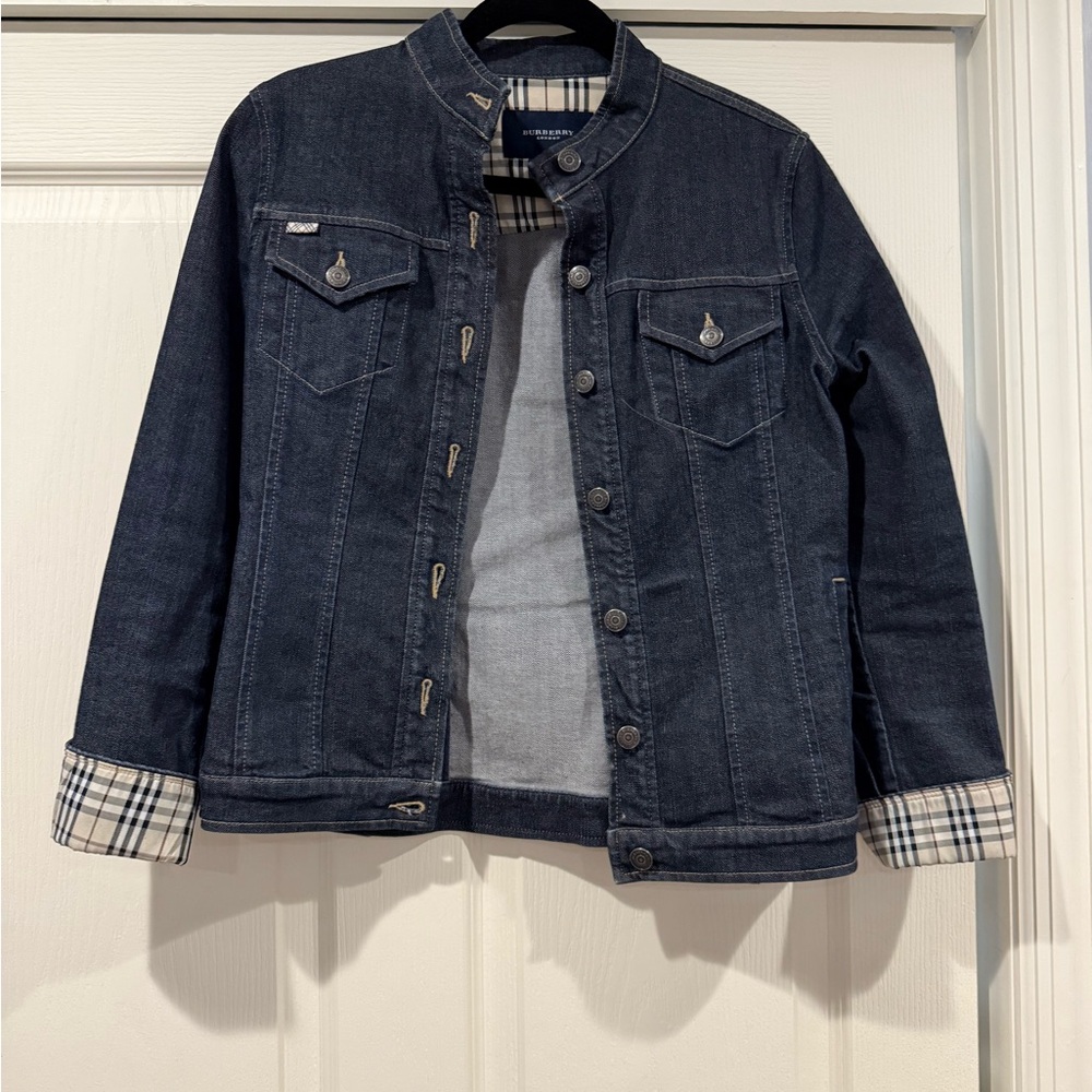 Burberry Dark Blue Jacket with Classic Plaid Lining